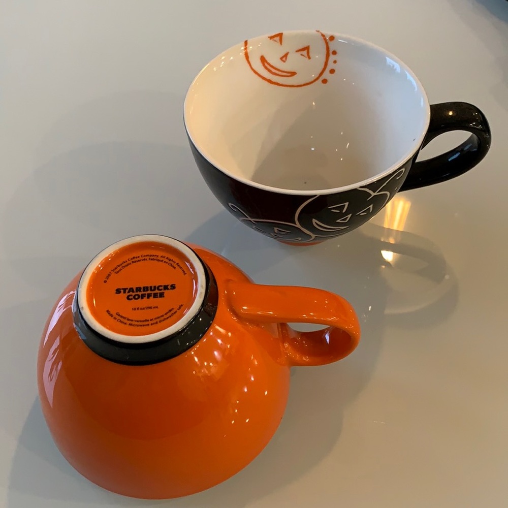 Starbucks 2007 Halloween mugs - set of 2